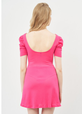 Фуксиновое (цвета Фуксия) кэжуал платье с рукавами-фонариками H&M однотонное