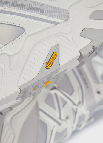 Кроссовки Calvin Klein Jeans белые всесезоны (328199994)