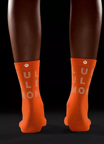 Помаранчеві шкарпетки Lululemon Athletica логотипи (348077112)