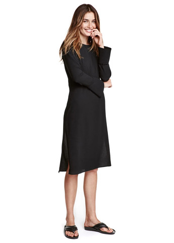 Чорна кежуал сукня кльош H&M з новорічним принтом