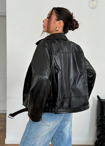 Черная демисезонная куртка байкерская SHEIN