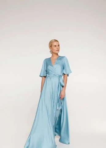 Голубое вечернее платье на запах, с юбкой-солнце, а-силуэт FashionYouWant однотонное
