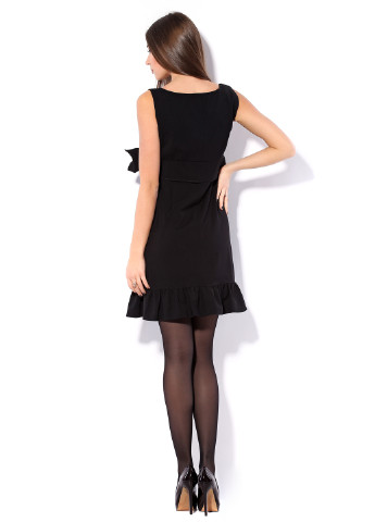 Черное коктейльное платье с завышенной талией Valentino однотонное