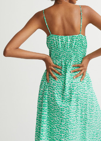 Светло-зеленое кэжуал платье H&M с рисунком