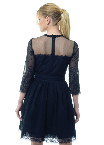 Черное кэжуал платье Arefeva однотонное