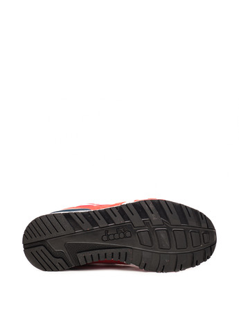 Красные всесезонные кроссовки Diadora N9000 III