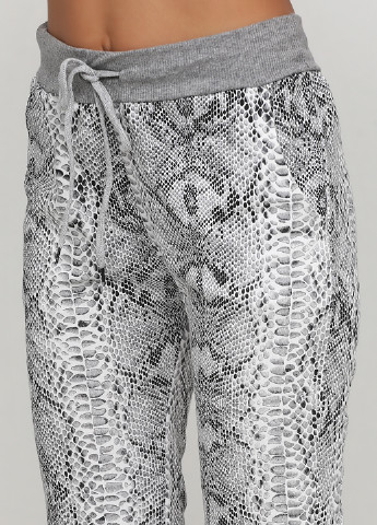 Черно-белые кэжуал демисезонные зауженные брюки Italy Moda