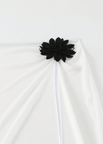 Білий літній комплект (купальник, спідниця) суцільний SHEIN