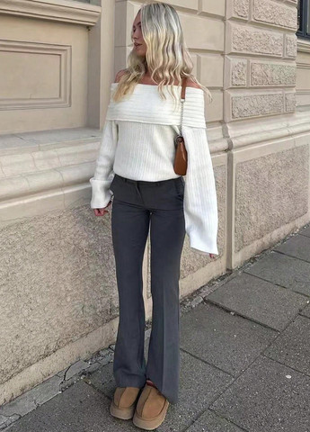 Білий демісезонний светр SHEIN