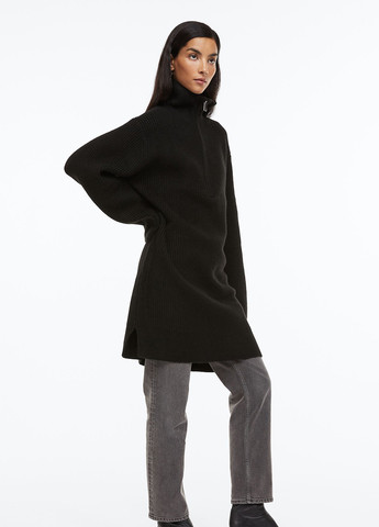 Чорна кежуал плаття зимове вільного крою сукня светр H&M однотонна