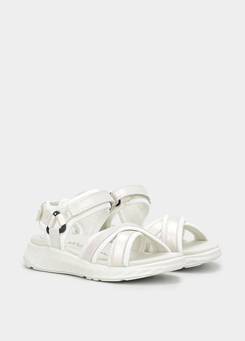 Белые босоножки Ecco