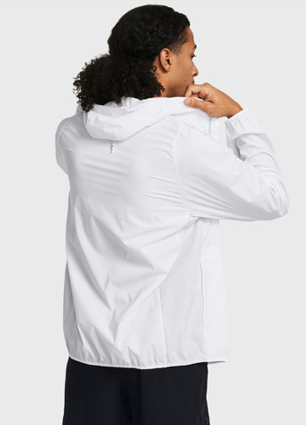 Біла демісезонна вітровка Under Armour