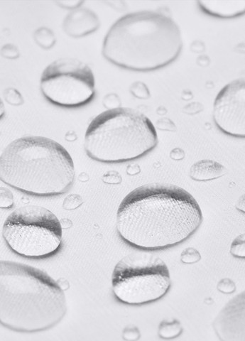 Біла демісезонна вітровка Under Armour