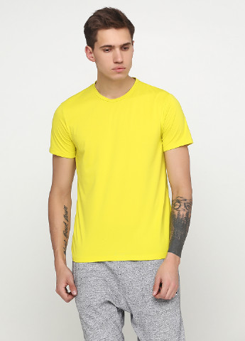 Желтая футболка Ralph Lauren