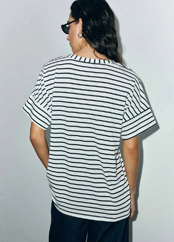 Футболка SHEIN - (367574653)