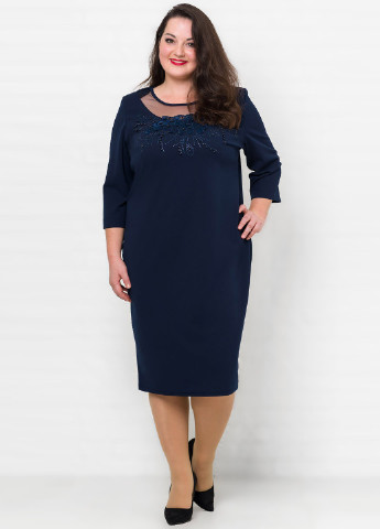 Темно-синее деловое платье футляр Alenka Plus однотонное