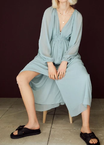 Мятное кэжуал платье H&M однотонное