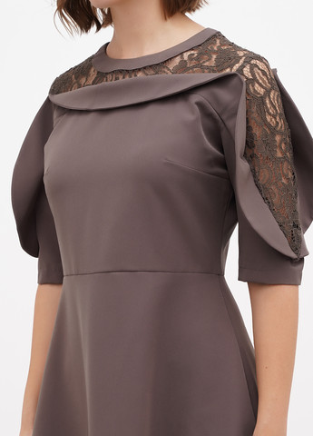 Оливкова (хакі) кежуал сукня кльош Sassofono однотонна