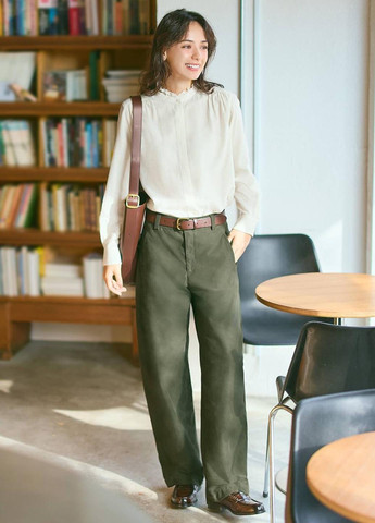 Молочная блузка Uniqlo