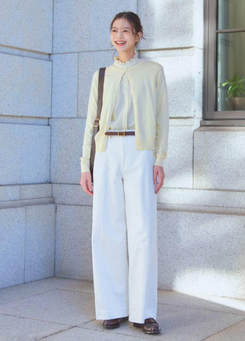 Молочная блузка Uniqlo