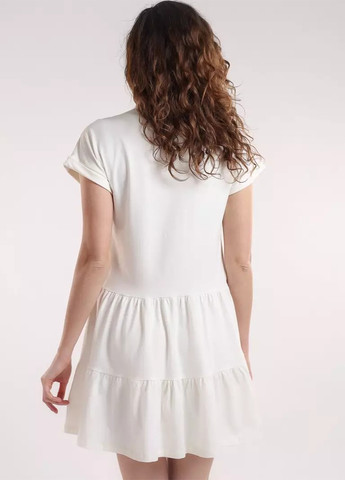 Молочное кэжуал платье BBL однотонное