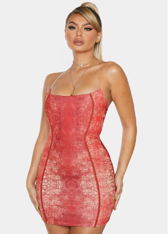 Красное коктейльное платье футляр, с открытой спиной PrettyLittleThing змеиный