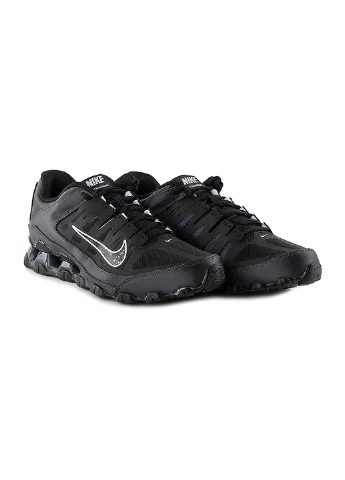 Чорні кросівки reax 8 tr mesh демісезон Nike