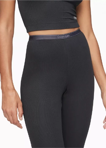 Черные демисезонные леггинсы Calvin Klein