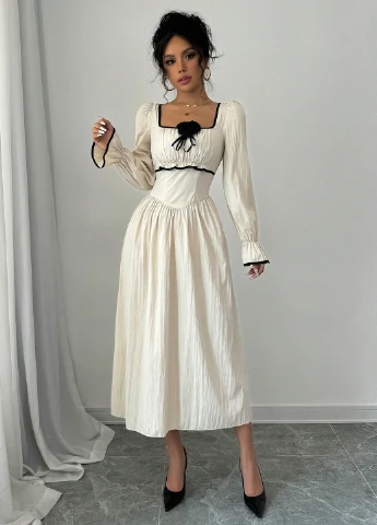 Молочное кэжуал, коктейльное платье SHEIN однотонное