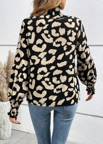 Чёрная блуза SHEIN