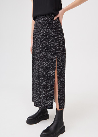 Черная кэжуал с абстрактным узором юбка Sinsay