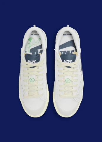 Білі кроссовки fd0378-121 демісезон Nike BLAZER LOW '77 JUMBO SE