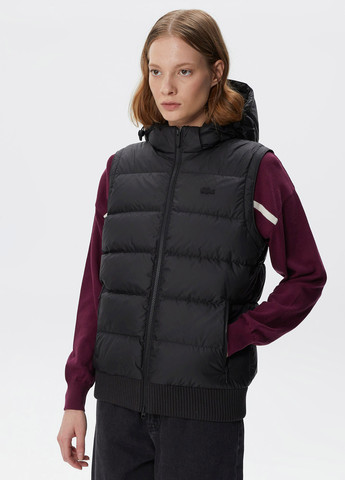 Черная демисезонная куртка Lacoste