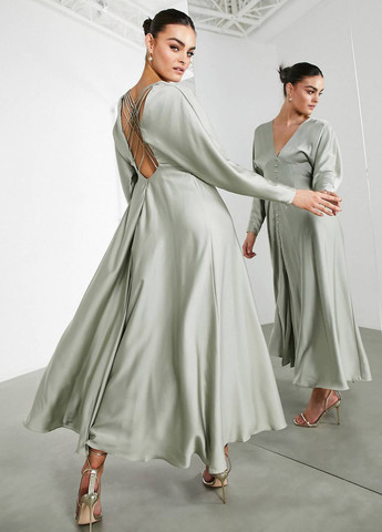 Женское демисезонное Платье клеш, с открытой спиной Asos однотонное