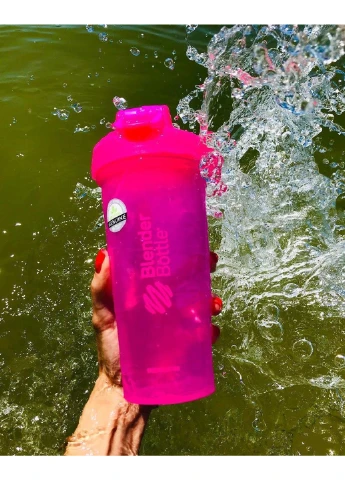 Спортивний шейкер 820 мл Blender Bottle (231538318)