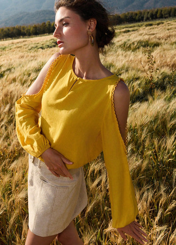 Жёлтая блуза SHEIN