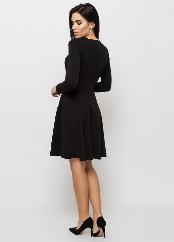 Чорна кежуал сукня кльош Simply Brilliant однотонна