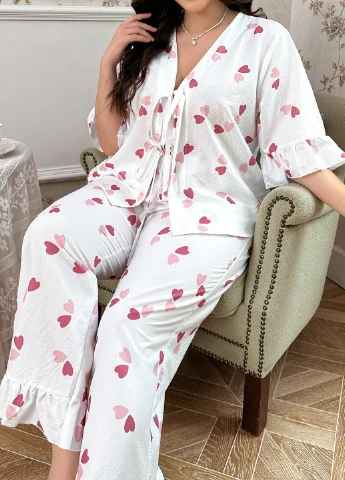 Белая всесезон пижама (кофта, брюки) кофта + брюки SHEIN