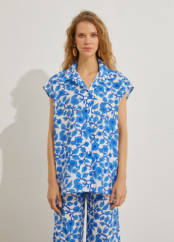 Белая кэжуал рубашка с цветами KOTON