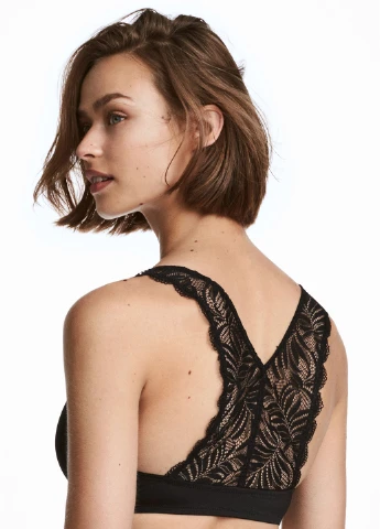 Чёрный бюстгальтер H&M с косточками