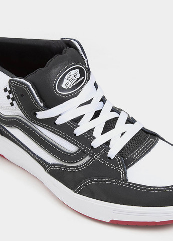 Чорно-білі кеди Vans