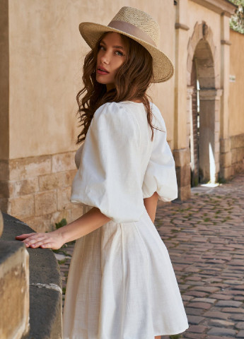 Молочна повсякденний біле плаття з пишним рукавом Gepur однотонна