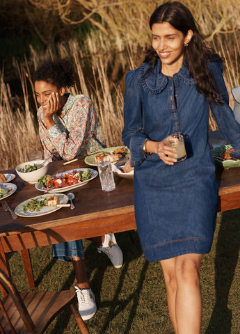 Синее джинсовое платье а-силуэт Boden однотонное