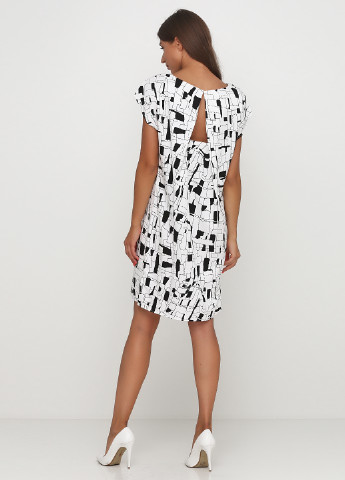 Черно-белое кэжуал платье Numph с абстрактным узором