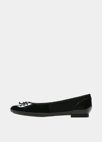 Жіночі балетки Clarks | чорні однотонні бант, лаковані штучна шкіра (327485407)