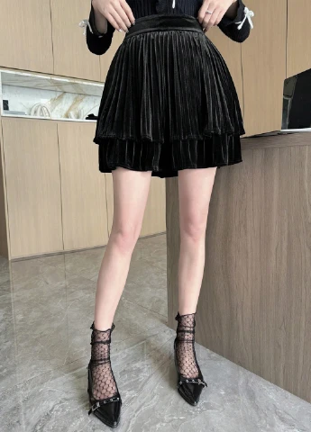 Черная кэжуал однотонная юбка SHEIN плиссе