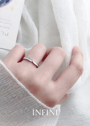 Кольцо серебряное с белой емалью Infini (256537010)