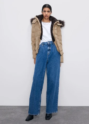 Бежевая демисезонная куртка Zara