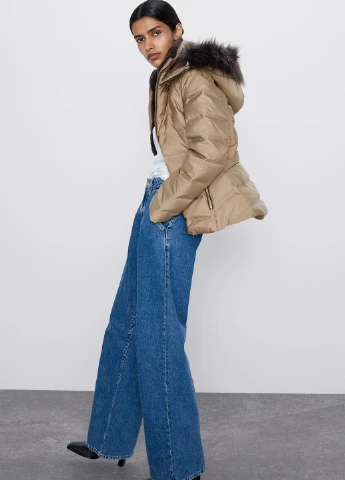 Бежевая демисезонная куртка Zara