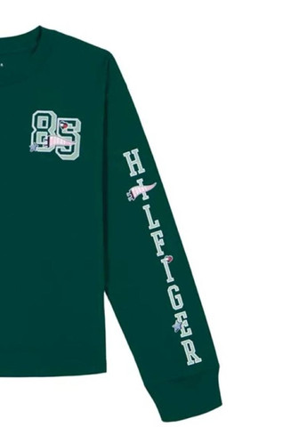 Зеленый демисезонный кэжуал лонгслив Tommy Hilfiger с надписями